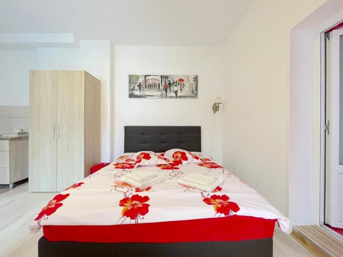 Livada Studio Apartments Braşov Exterior foto