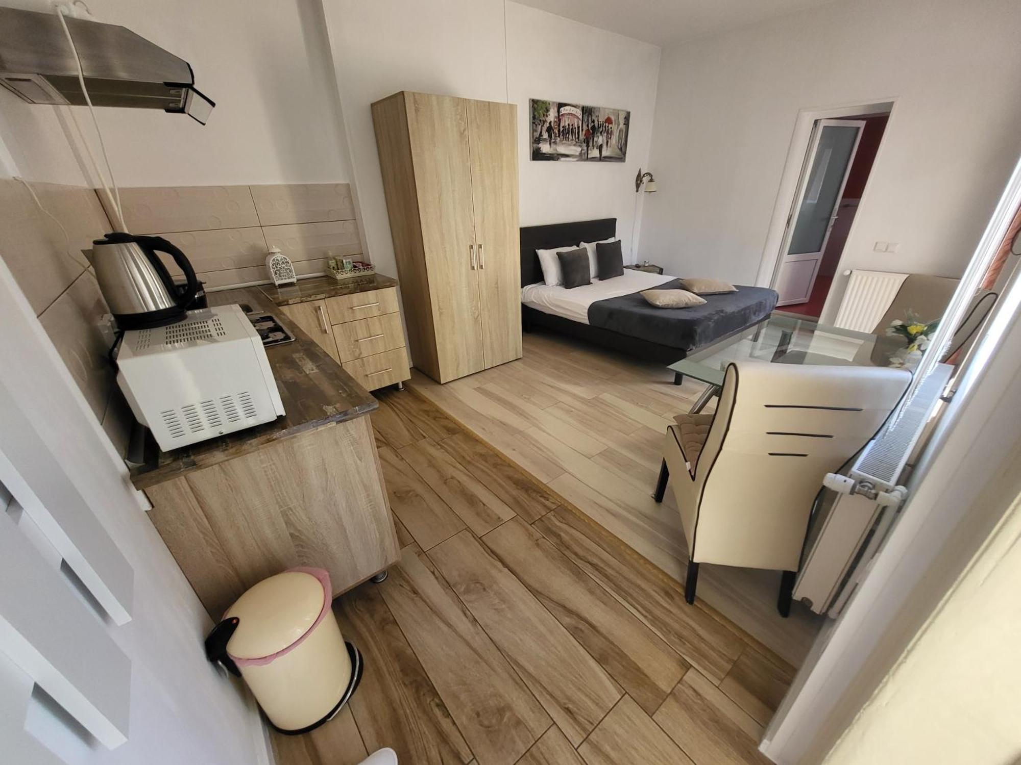 Livada Studio Apartments Braşov Exterior foto