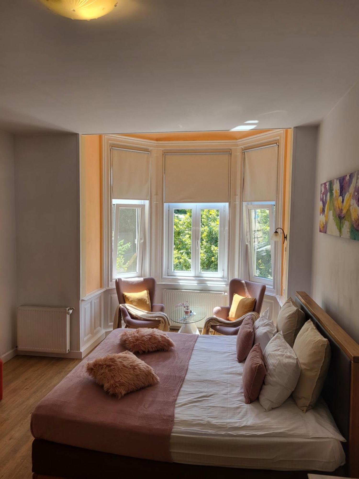 Livada Studio Apartments Braşov Exterior foto
